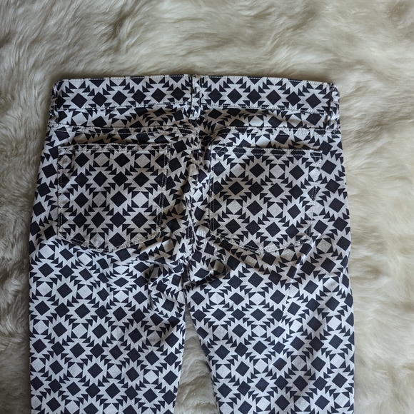 Final Price EUC Blogger Favorite J. Crew Toothpick Jeans in Geometric Print - Picture 12 of 14
